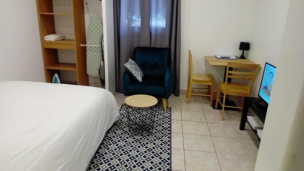Appartement Aad1 Clamart 200 M Du Tramway T6 St Pave Blc Avec Cuisine Separee Dış mekan fotoğraf