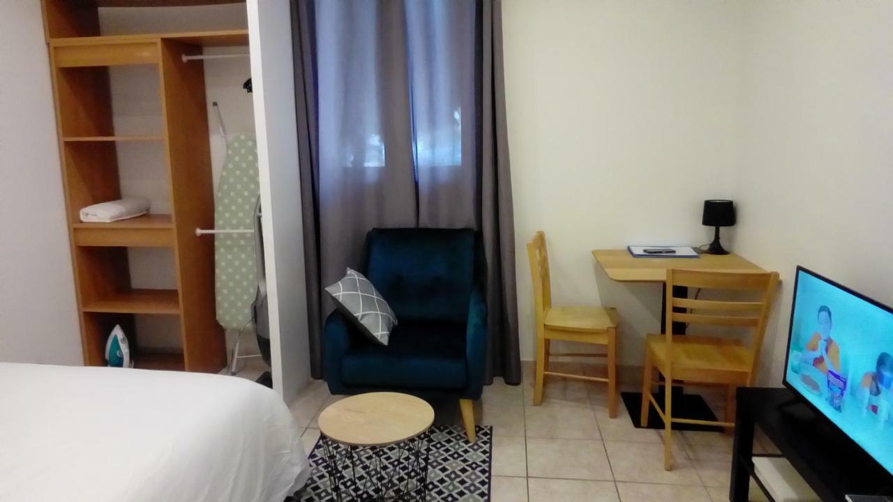 Appartement Aad1 Clamart 200 M Du Tramway T6 St Pave Blc Avec Cuisine Separee Dış mekan fotoğraf